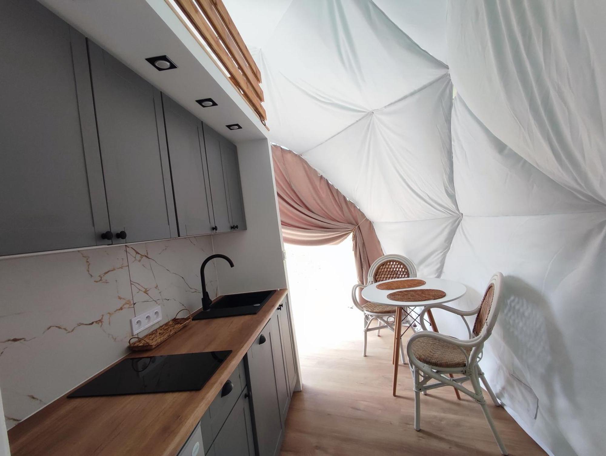 Hotel Forrest Glamp Mieroszow Esterno foto