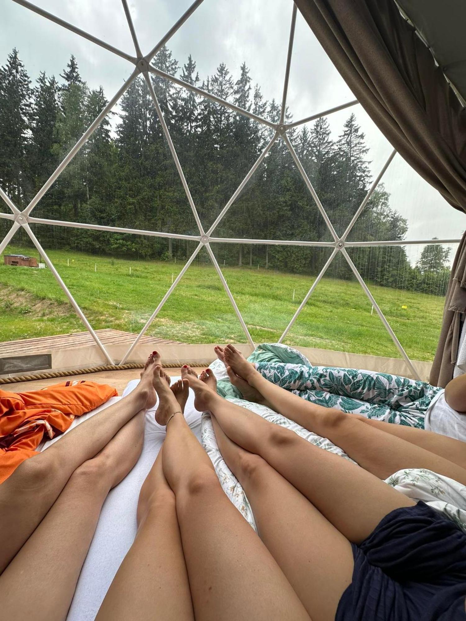 Hotel Forrest Glamp Mieroszow Esterno foto